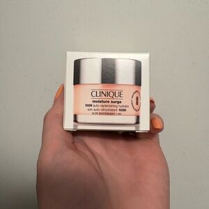 Clinique Moisture Surge 100H Hydrator 1oz Jar